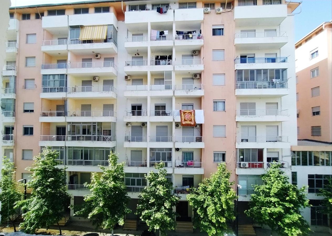 Lungomare Beach Apartments Vlore Ngoại thất bức ảnh