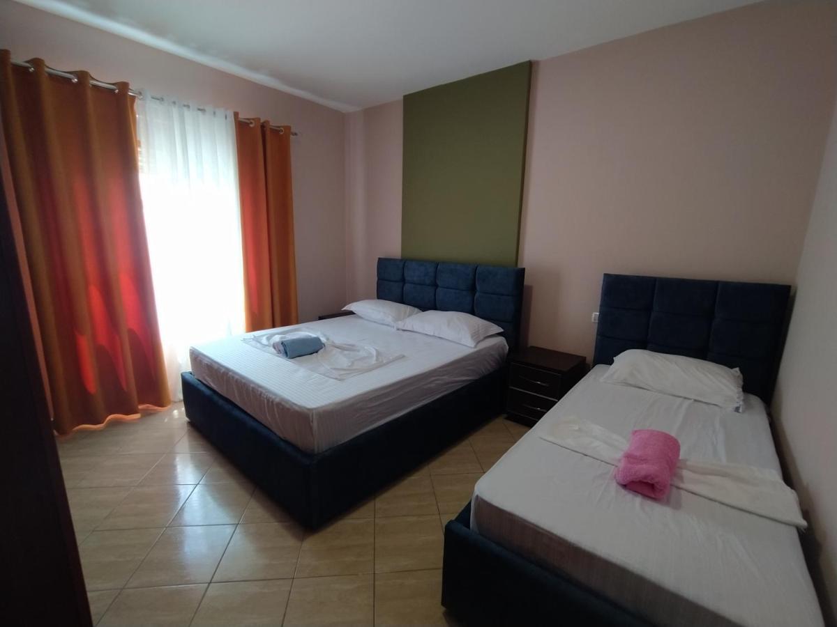 Lungomare Beach Apartments Vlore Ngoại thất bức ảnh