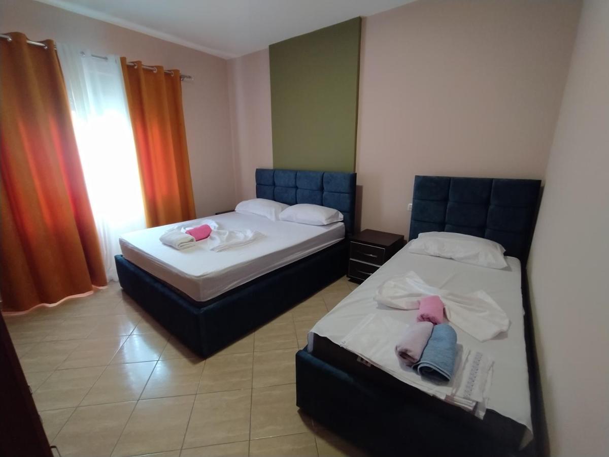 Lungomare Beach Apartments Vlore Ngoại thất bức ảnh