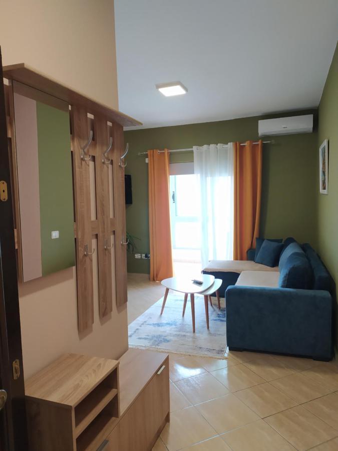 Lungomare Beach Apartments Vlore Ngoại thất bức ảnh